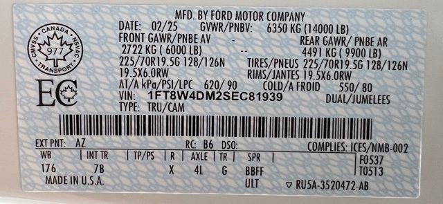 Used 2025 Ford F450 Platinum w/ FX4 Off-Road Package image 57