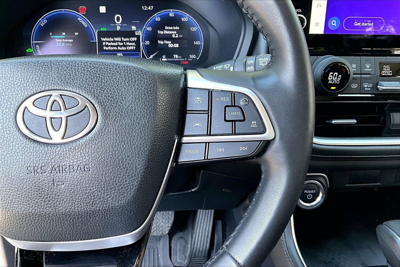 Used 2024 Toyota Grand Highlander Limited image 11