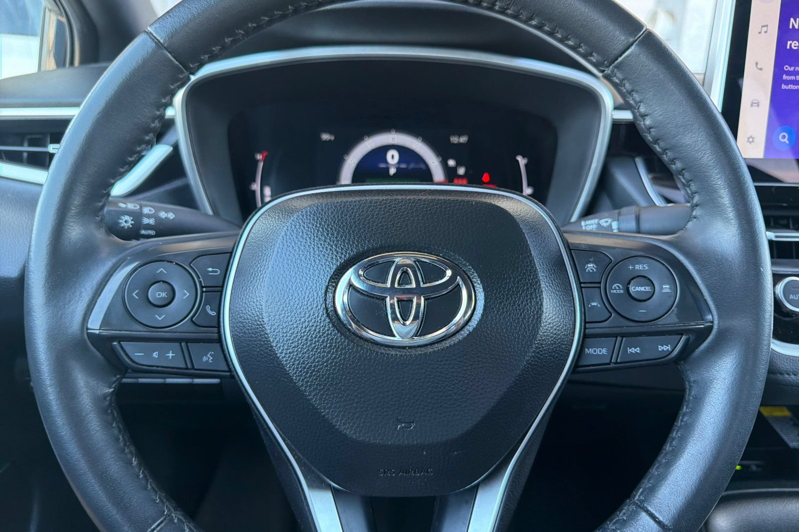 Used 2025 Toyota Corolla XSE FWD image 28