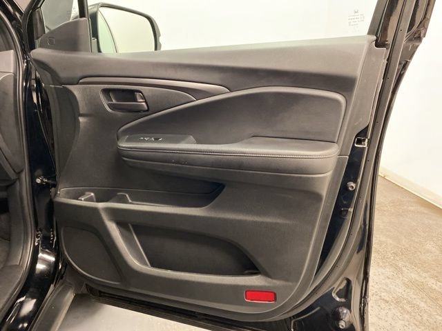 Certified 2023 Honda Passport EX-L image 21