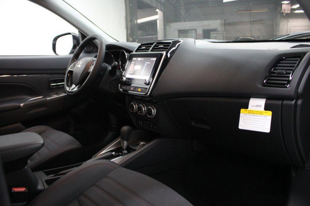 New 2026 Mitsubishi Outlander Sport SE image 17