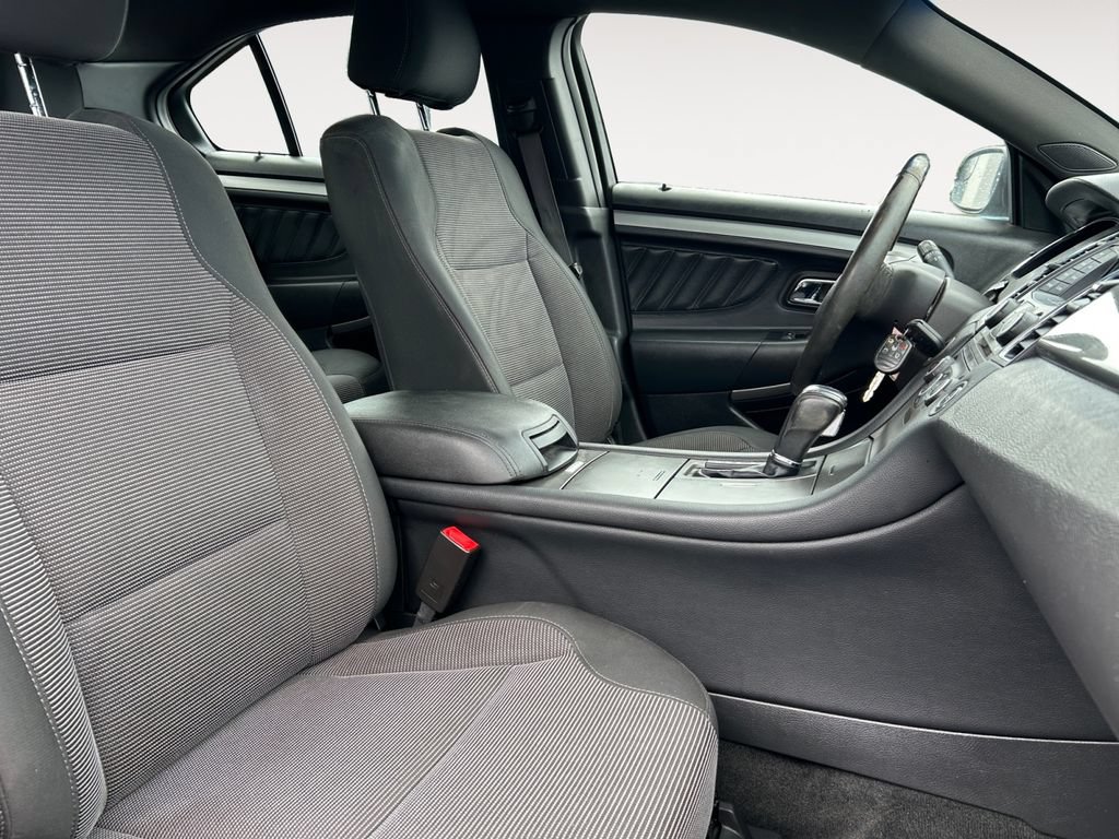 Used 2015 Ford Taurus SEL FWD image 15