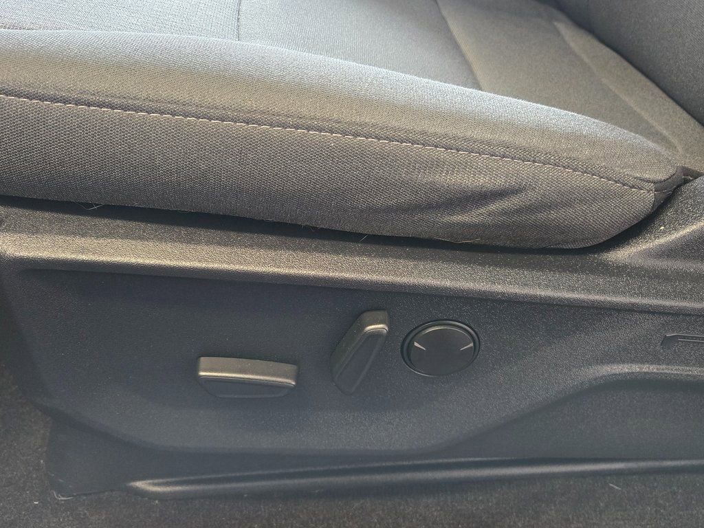 Used 2022 Ford F150 XLT w/ Equipment Group 302A High image 10