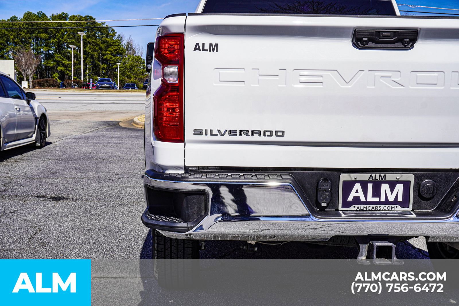 Used 2025 Chevrolet Silverado 2500 LT w/ Convenience Package AWD/4WD image 17