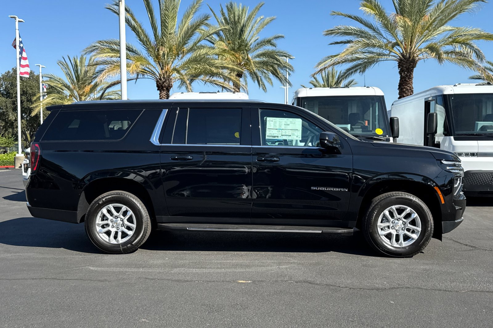 New 2026 Chevrolet Suburban LS w/ Max Trailering Package RWD image 2