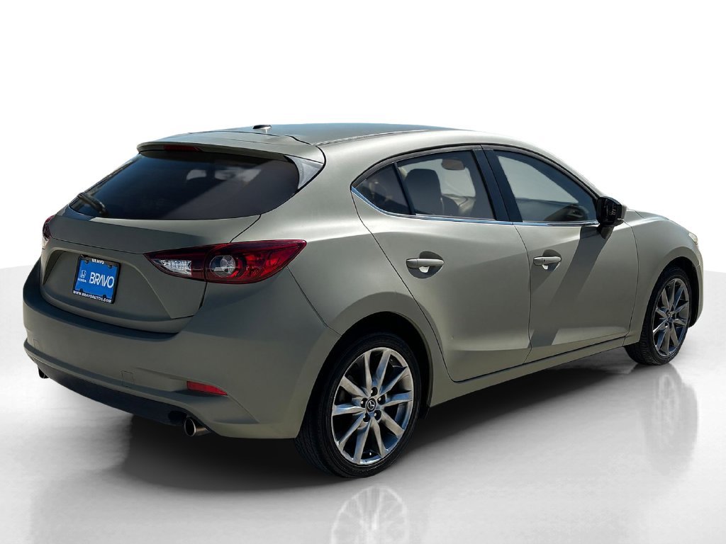 Used 2018 MAZDA MAZDA3 Touring FWD image 6