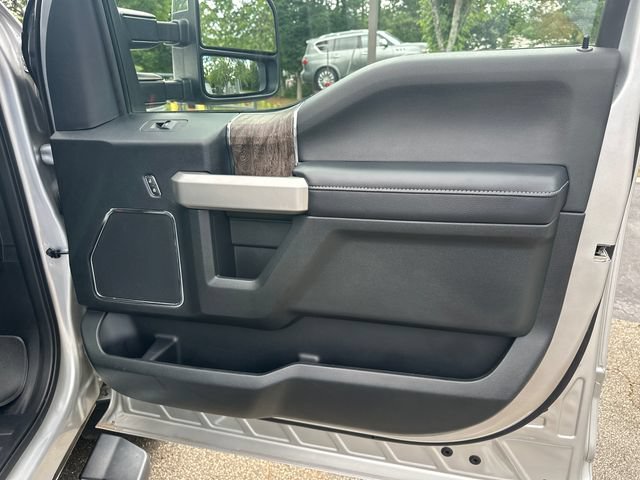 Used 2019 Ford F250 Lariat w/ Chrome Package AWD/4WD image 16