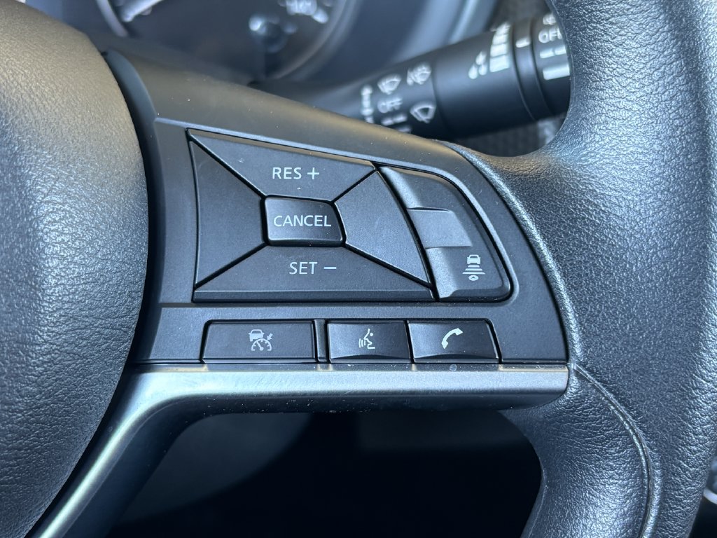 Used 2023 Nissan Kicks SV FWD image 12
