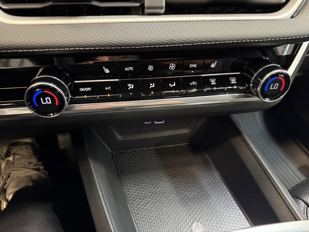 New 2026 Chevrolet Equinox LT w/ Convenience Package II image 14