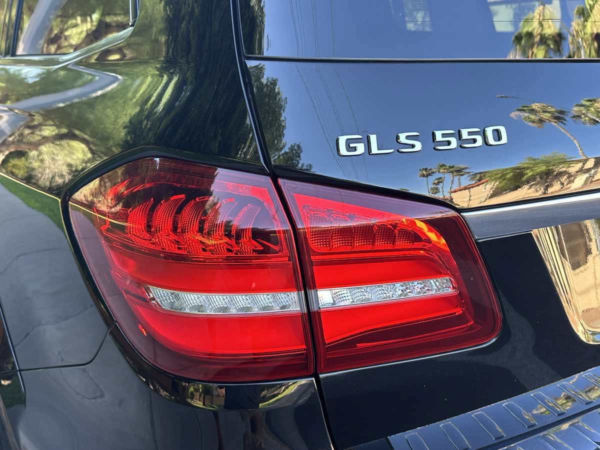 Used 2018 Mercedes-Benz GLS 550 4MATIC w/ Driver Assistance Package image 62