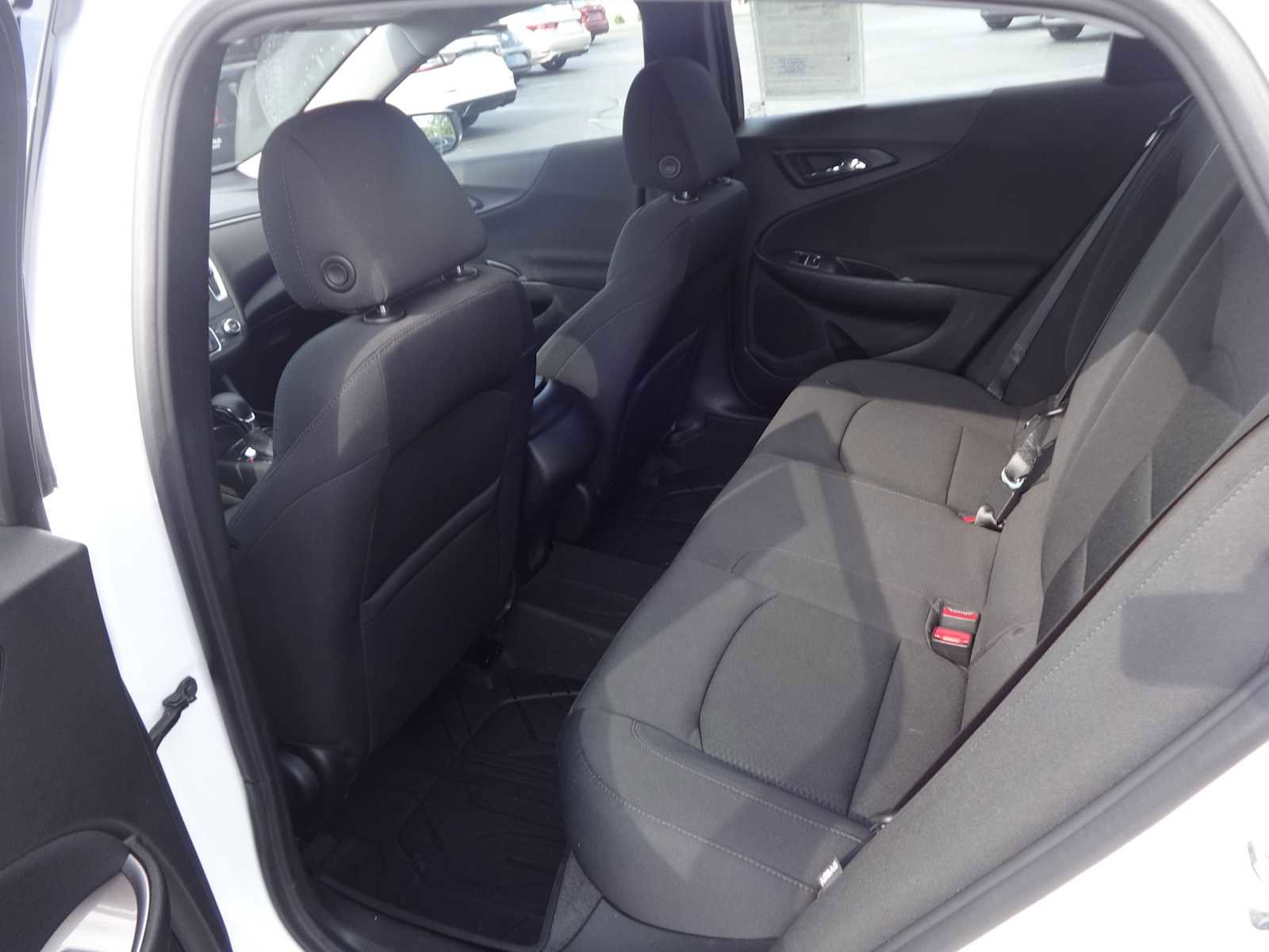 Used 2021 Chevrolet Malibu LS image 10