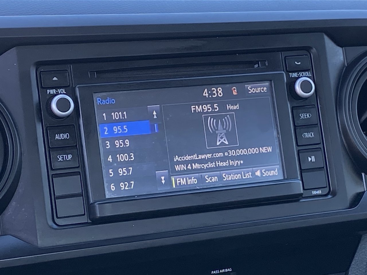 Used 2018 Toyota Tacoma SR w/ SR Convenience Package RWD image 19