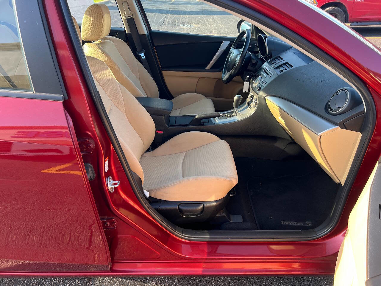 Used 2010 MAZDA MAZDA3 s Sport FWD image 21