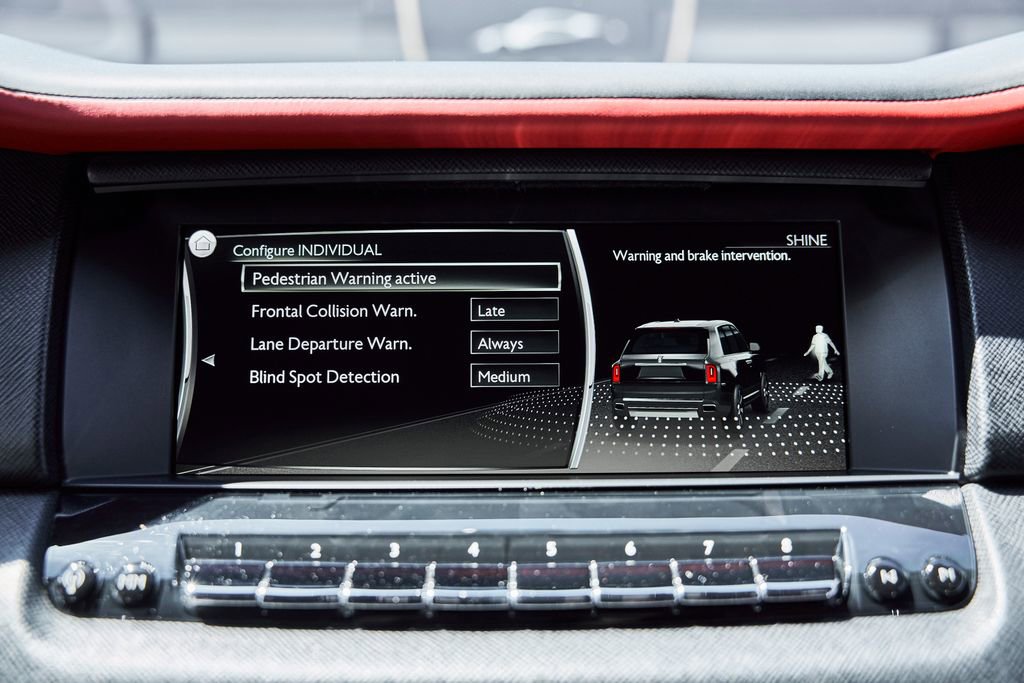 Used 2024 Rolls-Royce Cullinan Black Badge w/ Dark Exterior Package AWD/4WD image 85