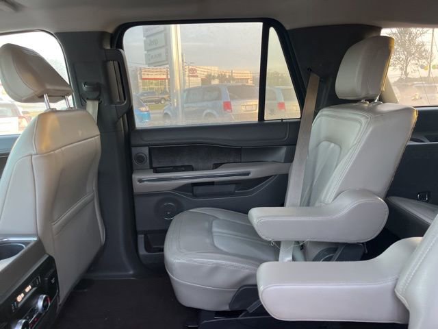 Used 2021 Ford Expedition Limited image 13