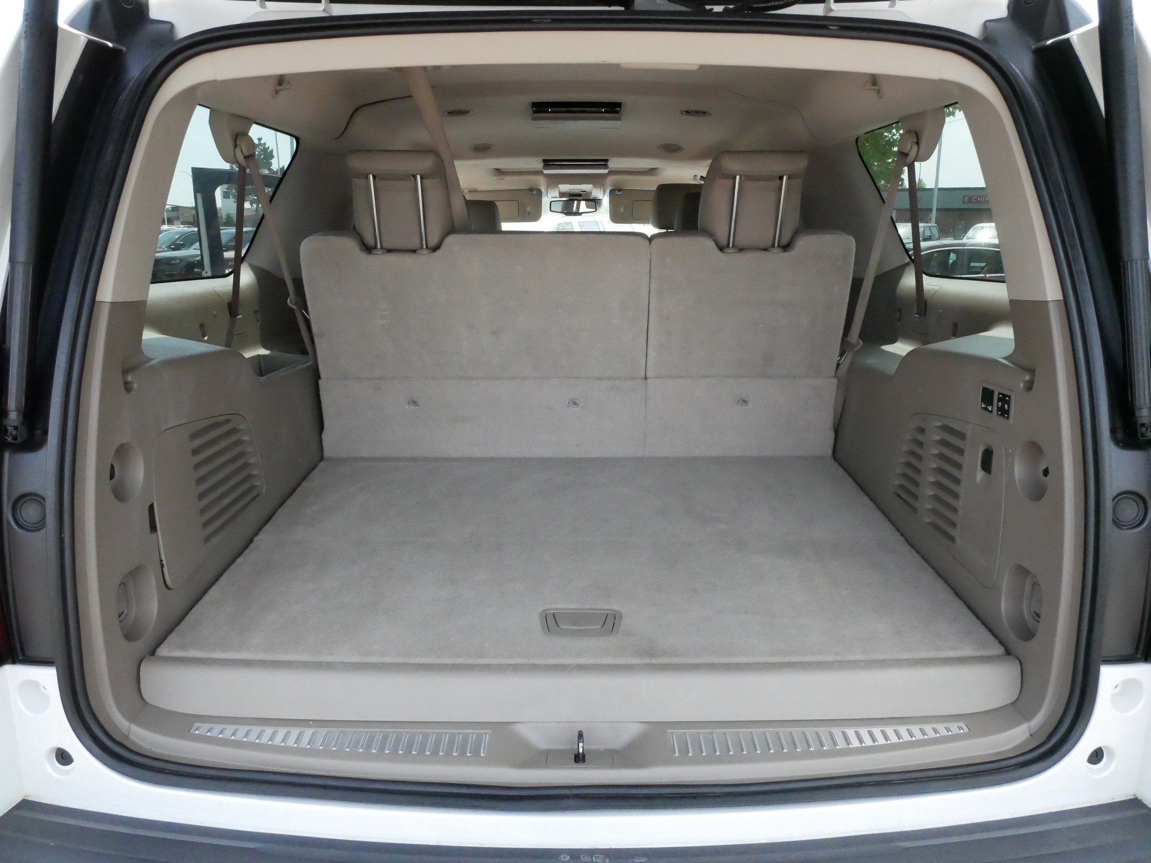 Used 2016 Chevrolet Suburban LTZ AWD/4WD image 18