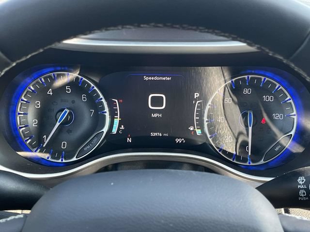 Used 2025 Chrysler Pacifica Select FWD image 33