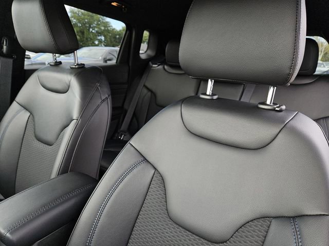 New 2026 Jeep Compass Latitude image 25