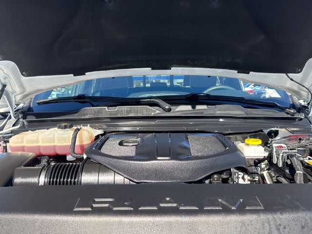 Used 2026 RAM 1500 Laramie AWD/4WD image 28