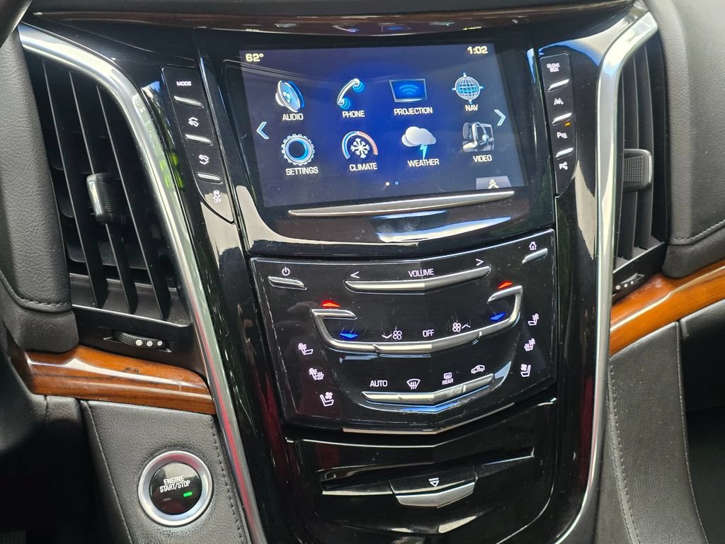 Used 2017 Cadillac Escalade Premium Luxury AWD/4WD image 40
