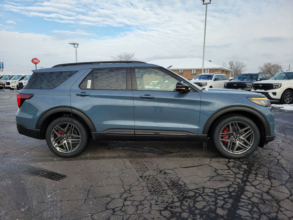 New 2026 Ford Explorer ST w/ Sun And Sound Package image 3