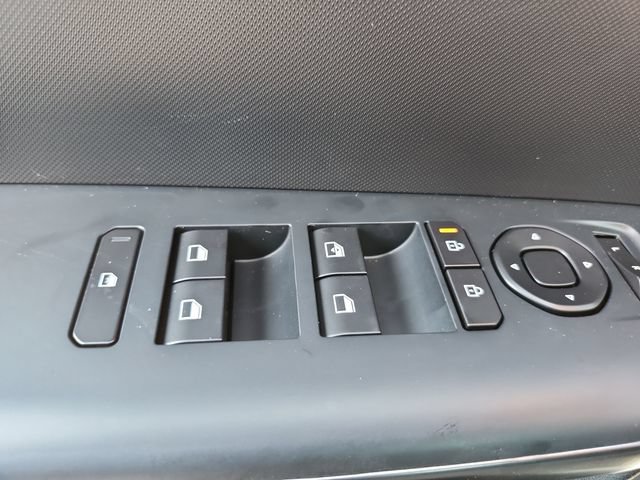 New 2026 Kia K4 FWD image 23