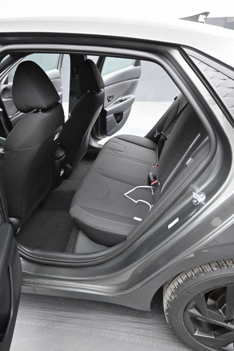 New 2026 Hyundai Elantra Sport FWD image 16