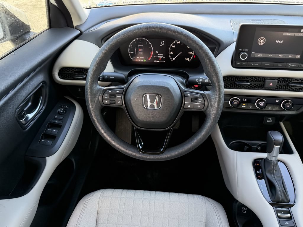 Used 2025 Honda HR-V LX image 14