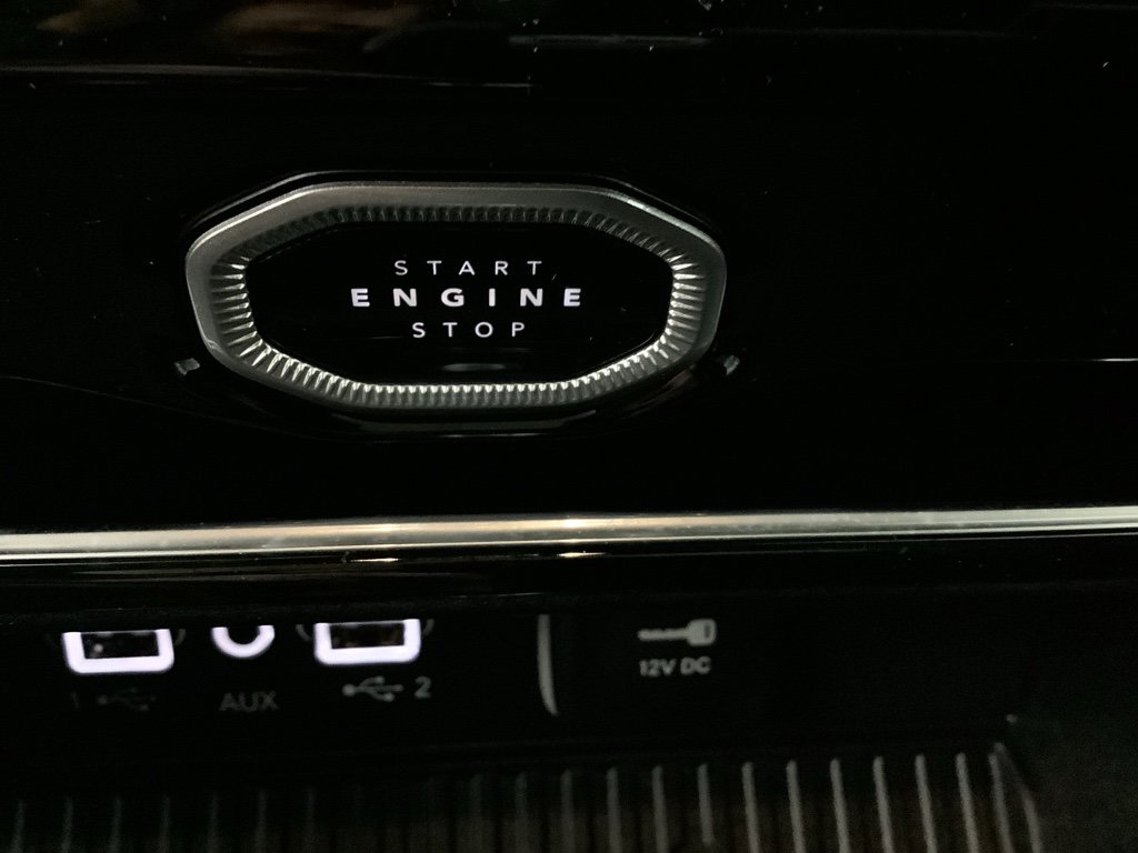 New 2026 Jeep Grand Cherokee Altitude AWD/4WD image 18