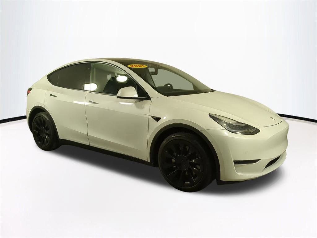 Used 2020 Tesla Model Y Long Range image 2