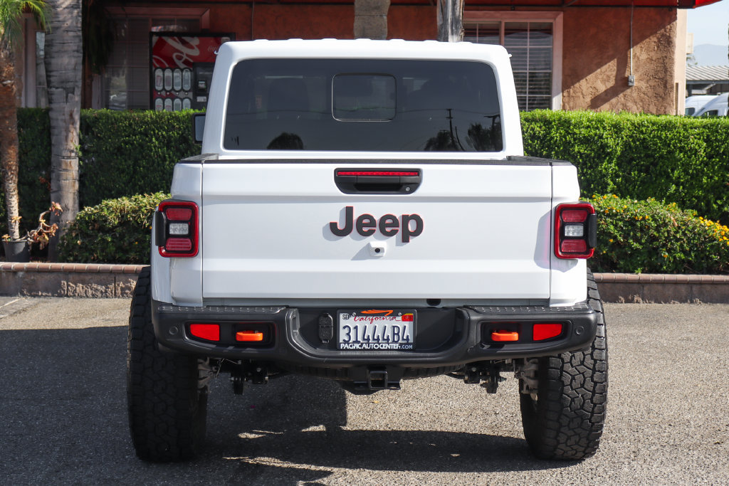 Used 2024 Jeep Gladiator Mojave AWD/4WD image 7