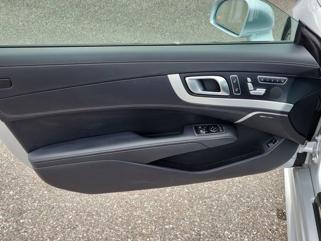 Used 2017 Mercedes-Benz SL 550 w/ Driver Assistance Package image 10