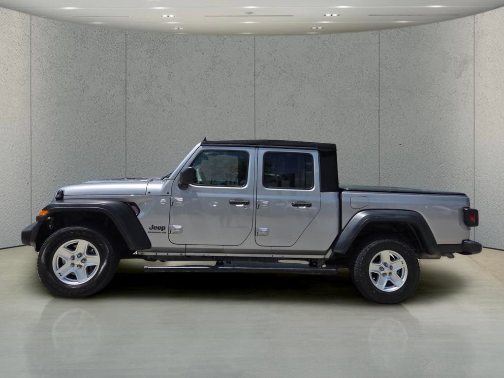 Used 2020 Jeep Gladiator Sport w/ Quick Order Package 24S AWD/4WD image 2