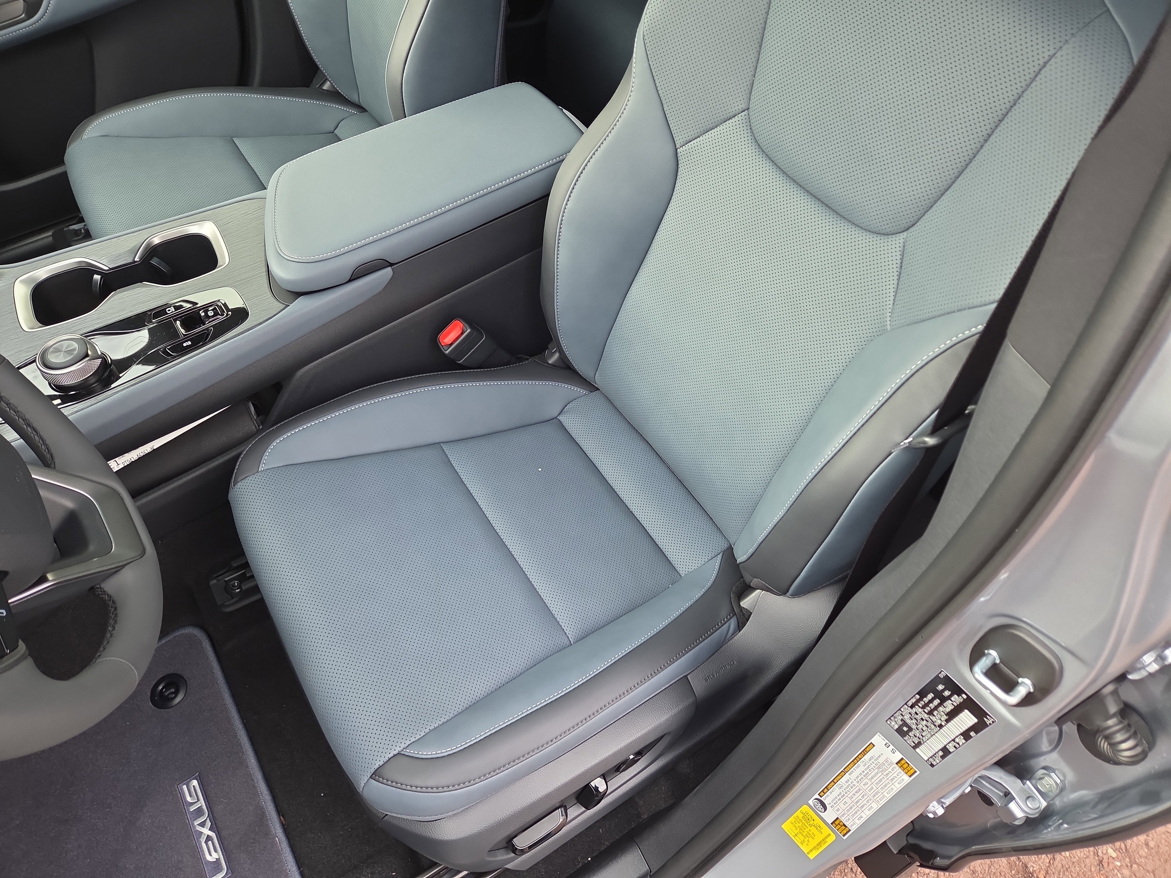 New 2026 Lexus RZ 350e 2WD image 6