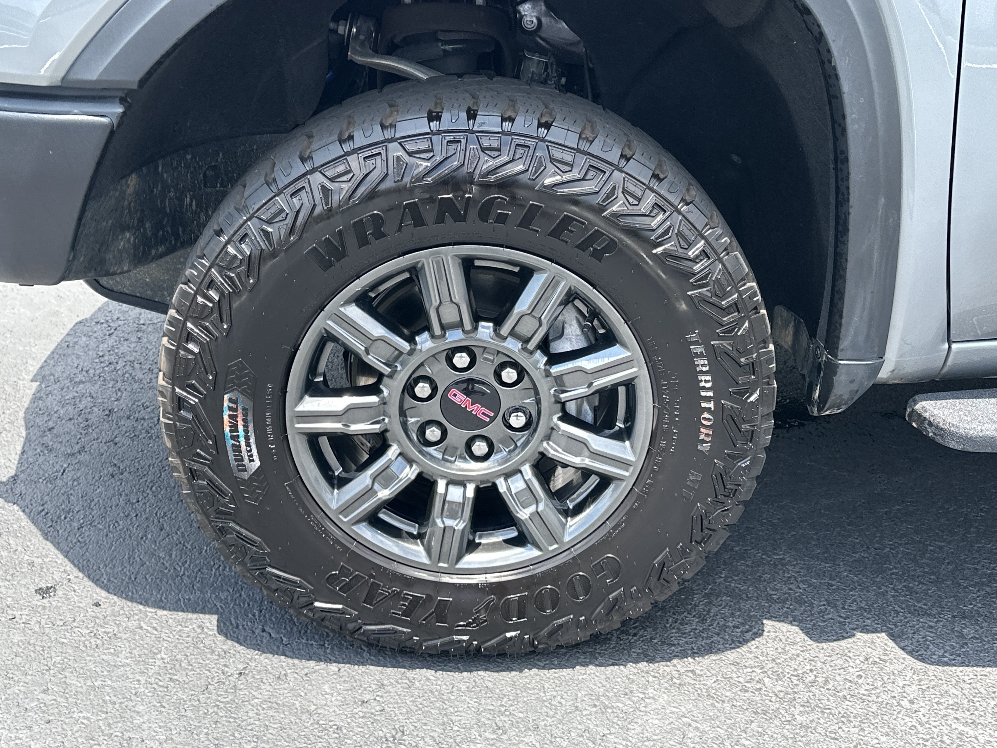 Used 2026 GMC Sierra 1500 AT4X AWD/4WD image 11