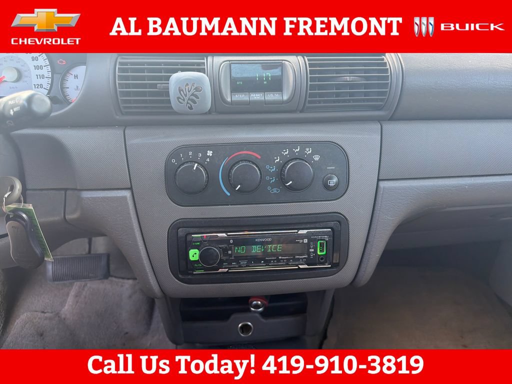 Used 2006 Dodge Stratus SXT w/ Travel Convenience Group FWD image 17
