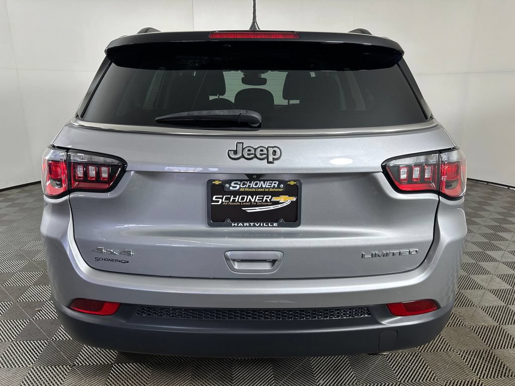 Used 2022 Jeep Compass Limited AWD/4WD image 4