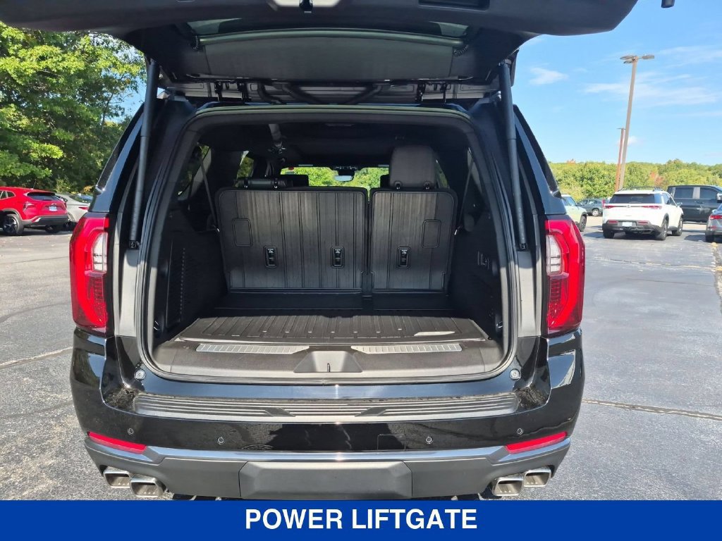 Used 2026 GMC Yukon XL AT4 w/ AT4 Premium Plus Package AWD/4WD image 34