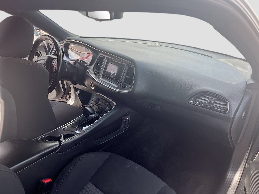 Used 2022 Dodge Challenger GT AWD/4WD image 28
