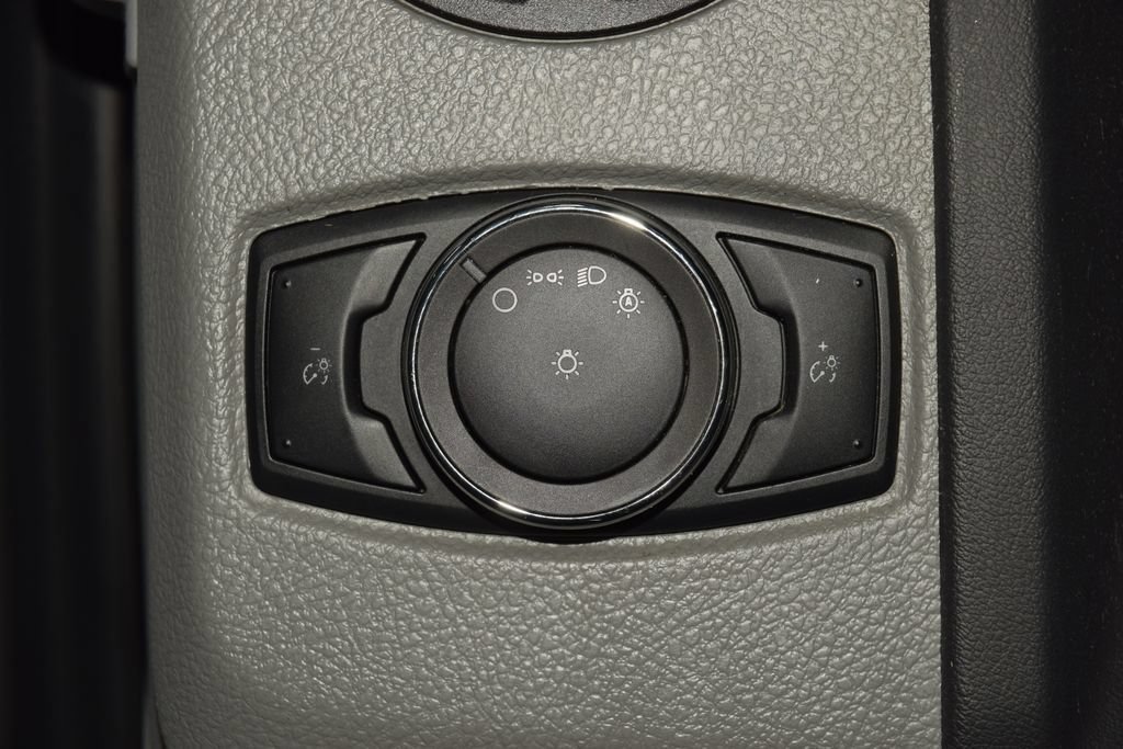 Used 2023 Ford E-450 and Econoline 450 Super Duty w/ Power Windows & Locks Group RWD image 22