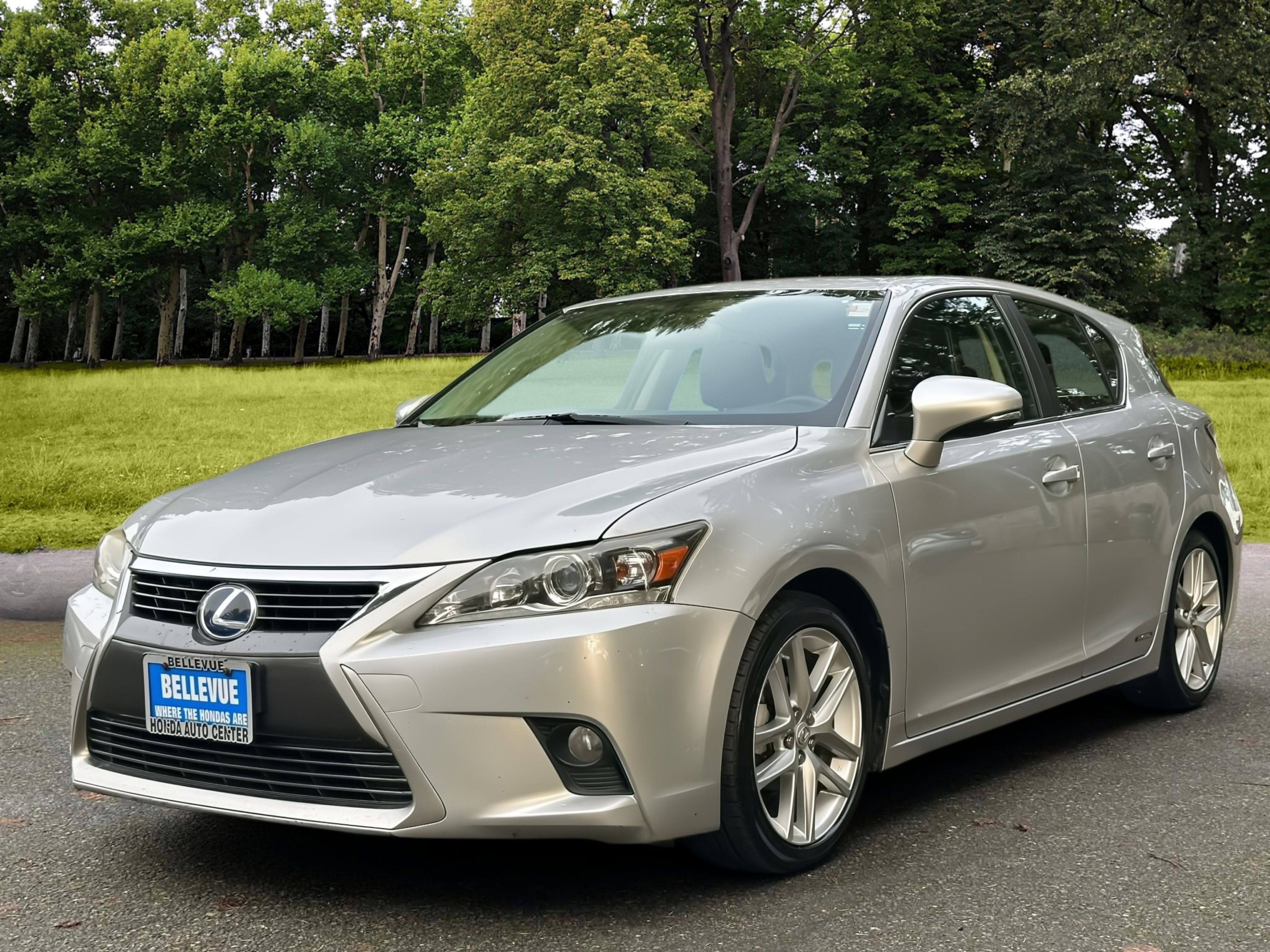 Used 2014 Lexus CT 200h image 3