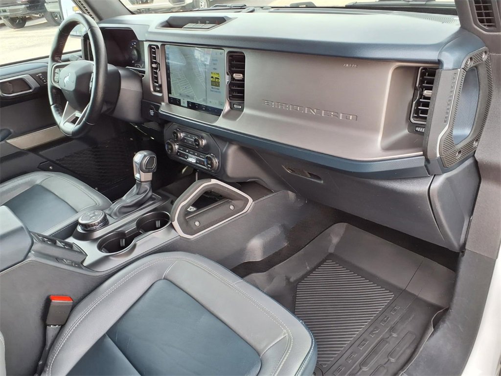 Used 2023 Ford Bronco Outer Banks image 12