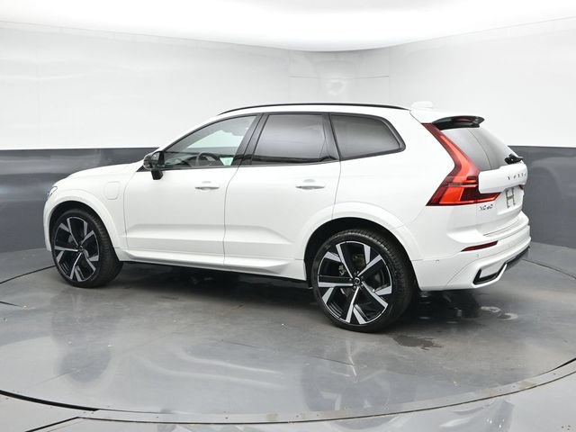 New 2026 Volvo XC60 T8 Ultra w/ Protection Package Premier AWD/4WD image 6
