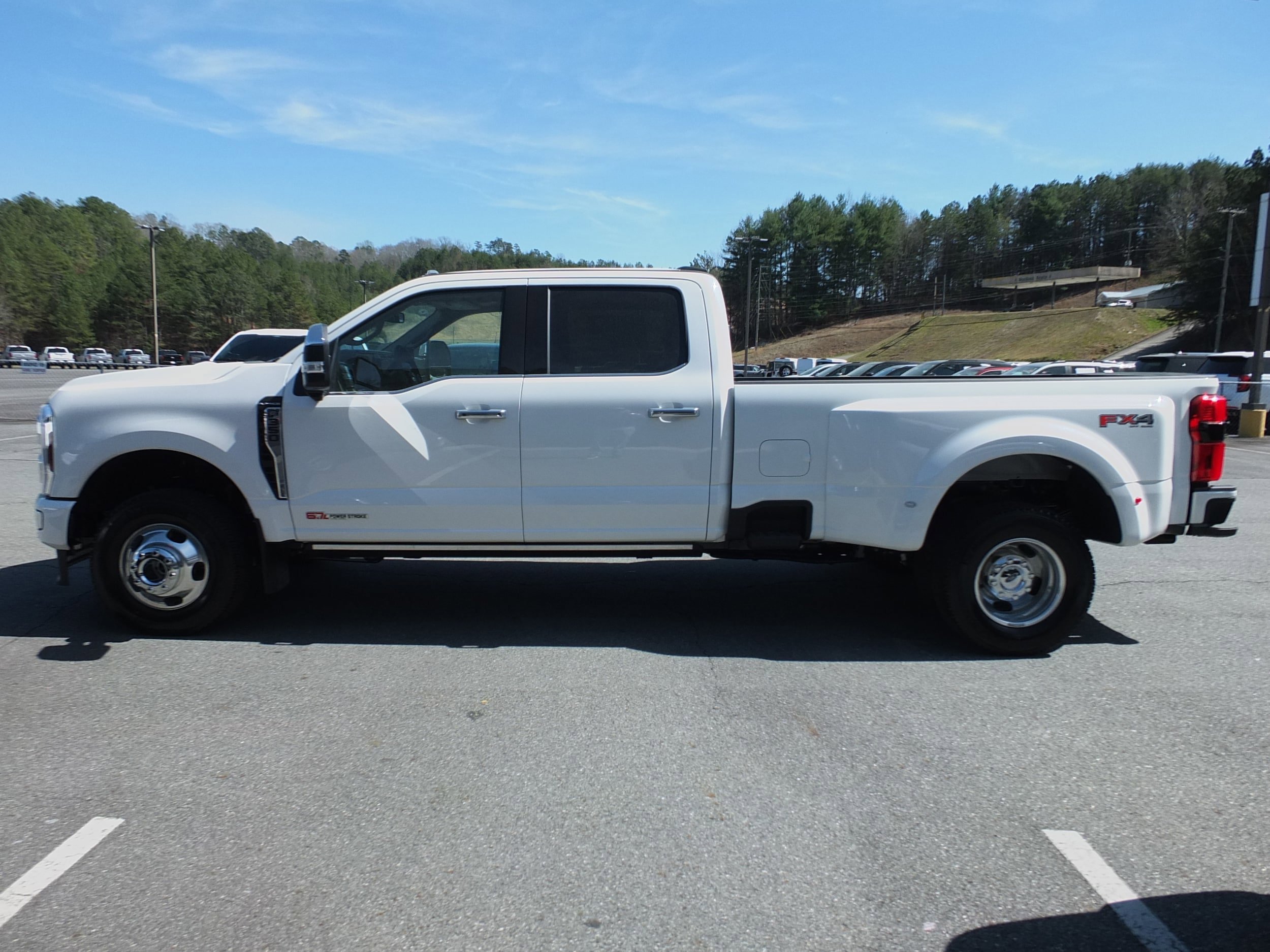New 2026 Ford F350 Platinum w/ Platinum Plus Package image 13