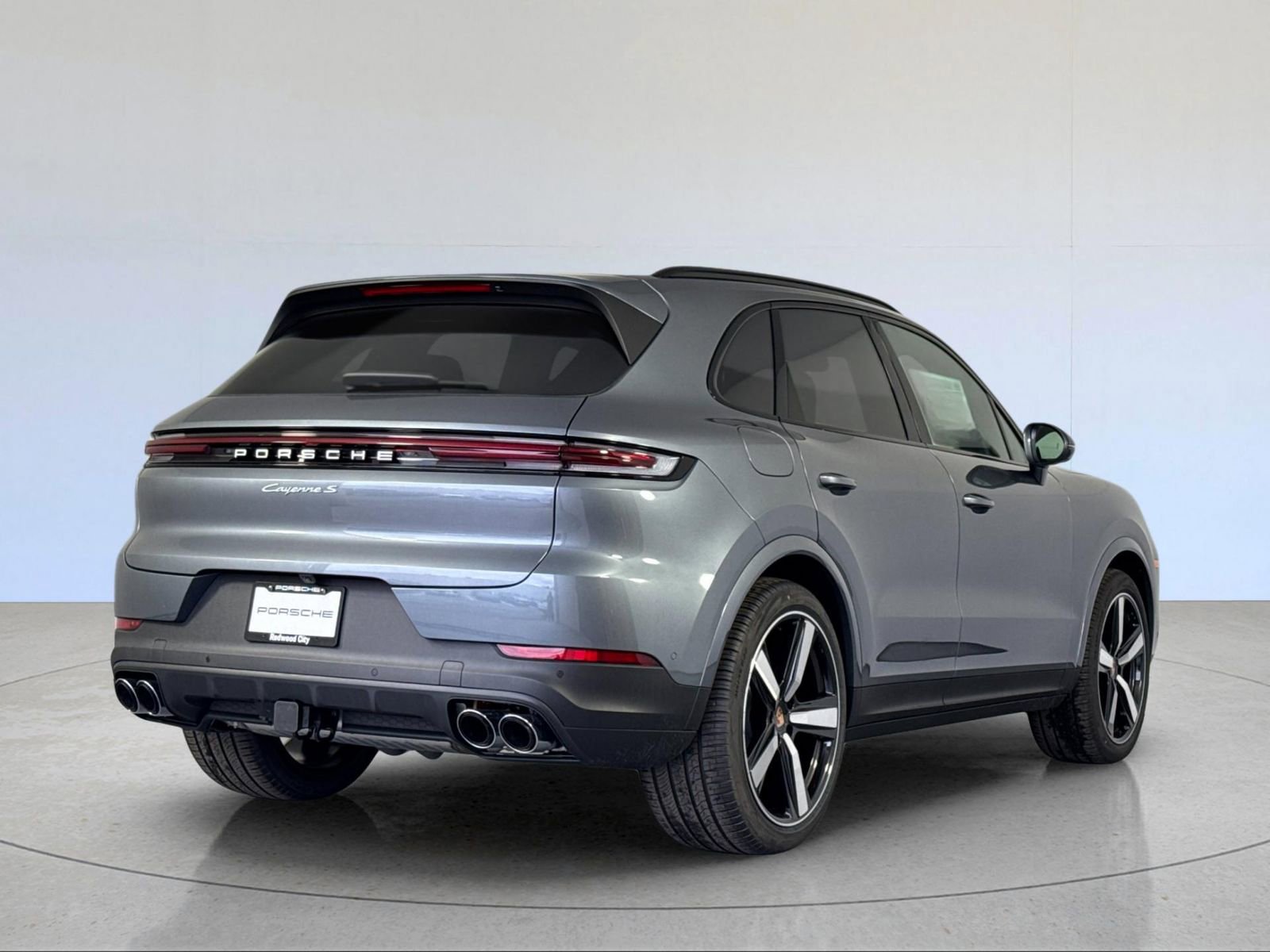 New 2026 Porsche Cayenne S image 8