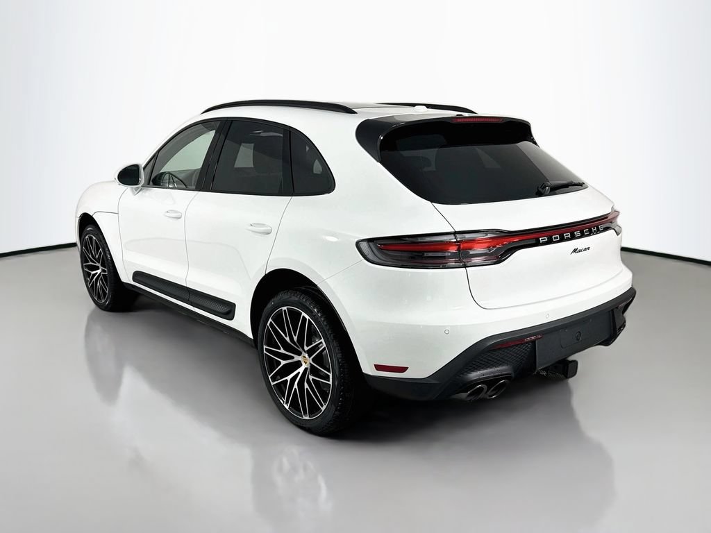 New 2026 Porsche Macan AWD/4WD image 3