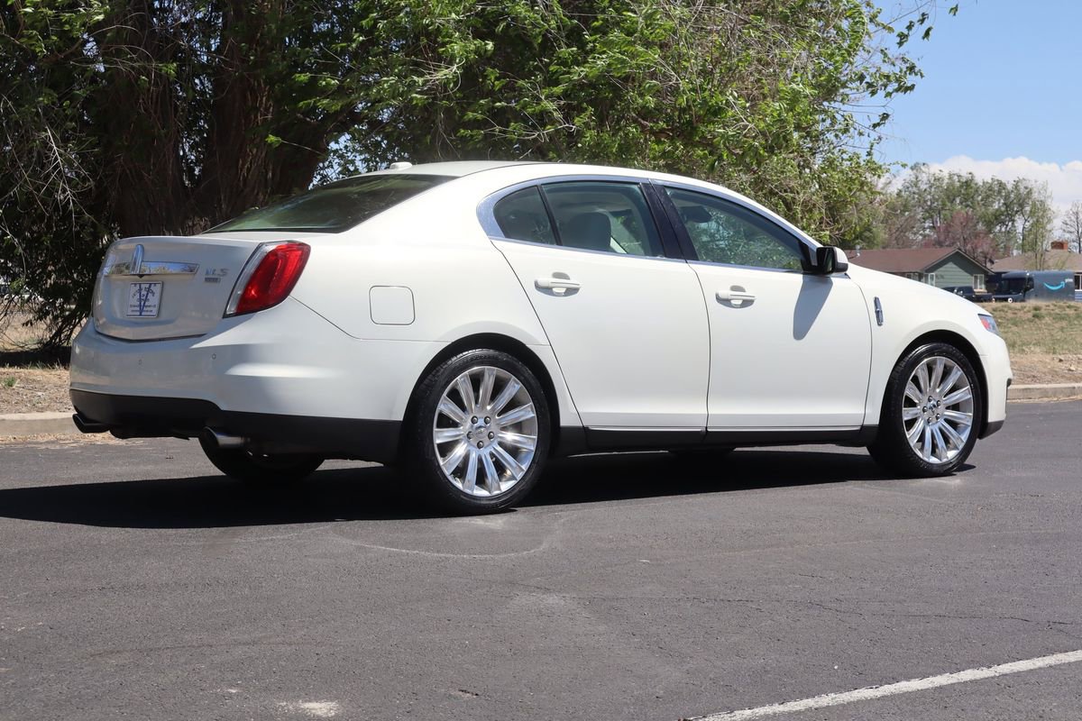 Used 2012 Lincoln MKS AWD image 5