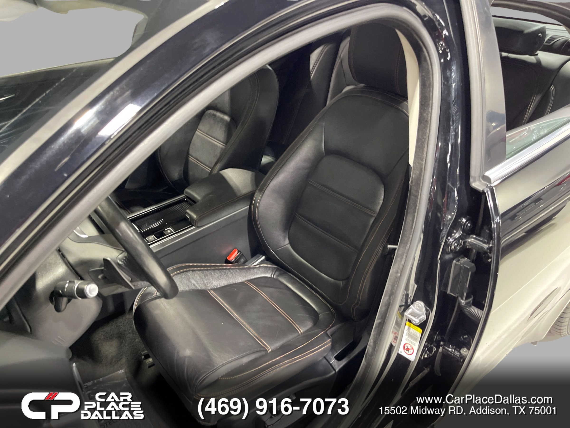 Used 2019 Jaguar XE Prestige RWD image 20