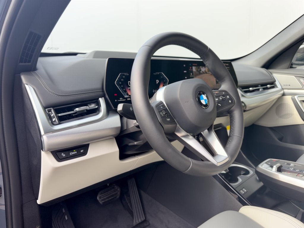 New 2027 BMW X1 xDrive28i AWD/4WD image 4