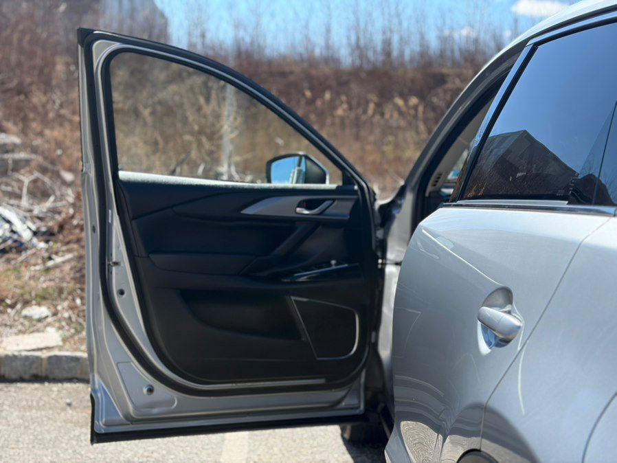 Used 2020 MAZDA CX-9 Touring w/ Touring Premium Package image 11